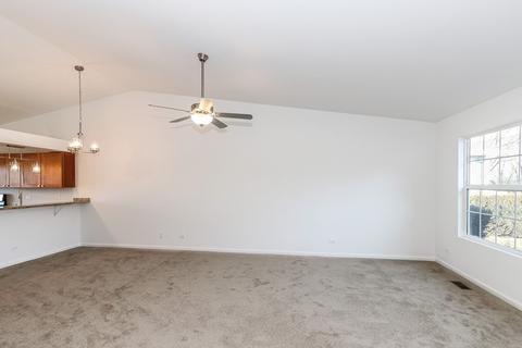 394 Campus Dr, Elgin, IL 60120 photo 6