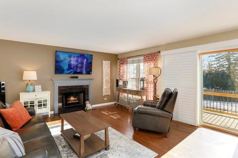 671 Foster Ave, Bartlett, IL 60103 photo 8