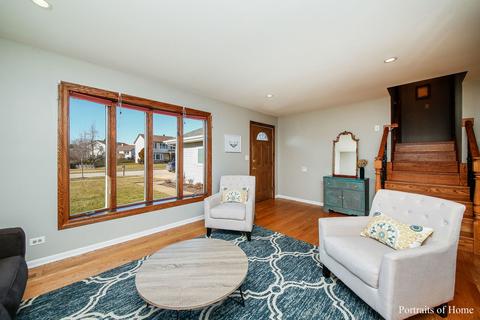 1167 Independence Dr, Bartlett, IL 60103 photo 4