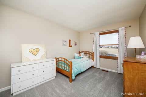 1167 Independence Dr, Bartlett, IL 60103 photo 13
