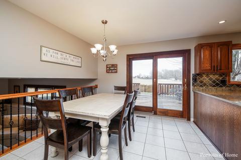 1167 Independence Dr, Bartlett, IL 60103 photo 5