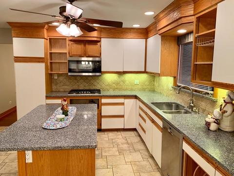 1910 Cyndi Ct, Rolling Meadows, IL 60008 photo 5