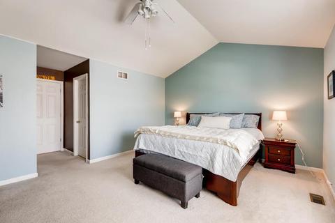 1137 E Danbury Dr, Cary, IL 60013 photo 11
