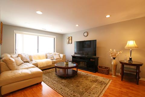 463 Alles Ave #3A, Des Plaines, IL 60016 photo 6