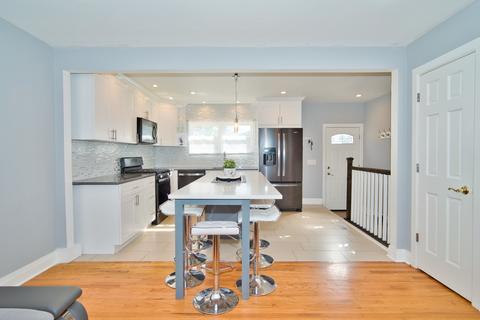 147 W Memory Ln, Addison, IL 60101 photo 11