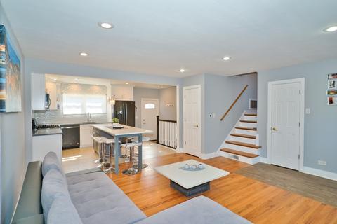 147 W Memory Ln, Addison, IL 60101 photo 10