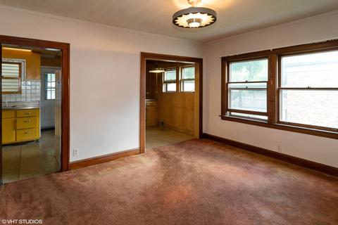 149 E Quincy St, Riverside, IL 60546 photo 7