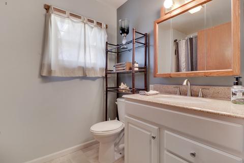 203 E North St, Danvers, IL 61732 photo 19