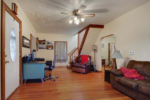 203 E North St, Danvers, IL 61732 photo 5
