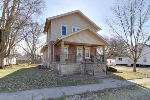 203 E North St, Danvers, IL 61732 photo 2
