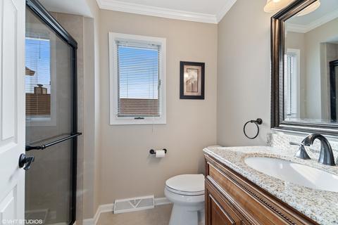 1700 Pebble Beach Dr, Hoffman Estates, IL 60169 photo 15