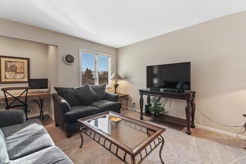 1700 Pebble Beach Dr, Hoffman Estates, IL 60169 photo 11