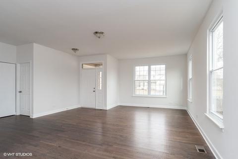 2997 Arbor Ln, Aurora, IL 60504 photo 4