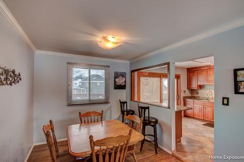1934 Cambridge Ln, Wheaton, IL 60189 photo 4