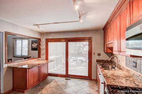 1934 Cambridge Ln, Wheaton, IL 60189 photo 3