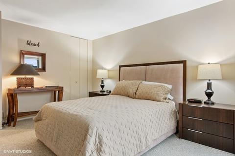 30 E Huron St #2807, Chicago, IL 60611 photo 10
