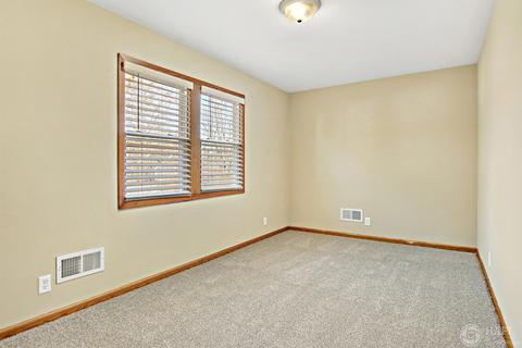 606 Columbus St, Mchenry, IL 60050 photo 11