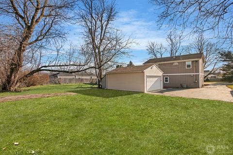 606 Columbus St, Mchenry, IL 60050 photo 2