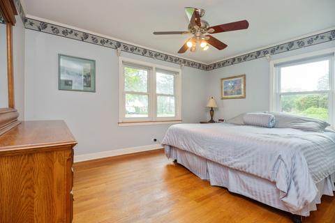 390 N Wolf Rd, Des Plaines, IL 60016 photo 7