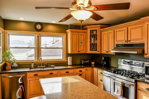 311 N Rush St, Itasca, IL 60143 photo 9