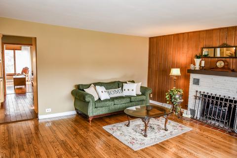 311 N Rush St, Itasca, IL 60143 photo 3