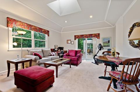 9301 Ridgeway Ave, Evanston, IL 60203 photo 7