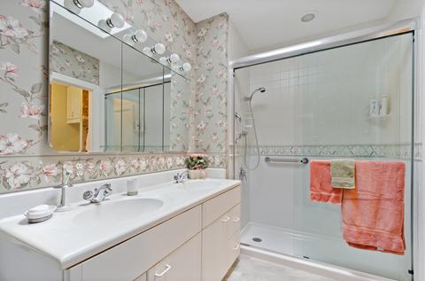 9301 Ridgeway Ave, Evanston, IL 60203 photo 8