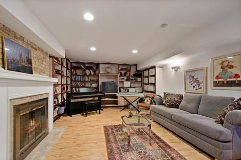 9301 Ridgeway Ave, Evanston, IL 60203 photo 13