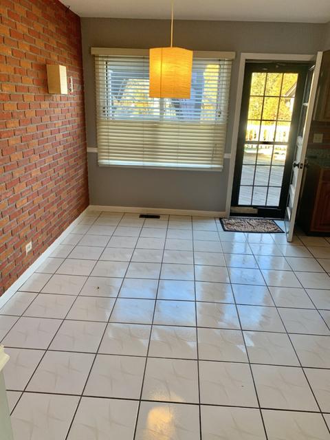 614 E Comstock Ave, Addison, IL 60101 photo 6