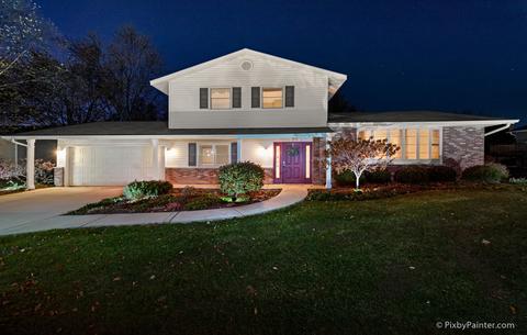 3790 Winston Dr, Hoffman Estates, IL 60192 photo 1