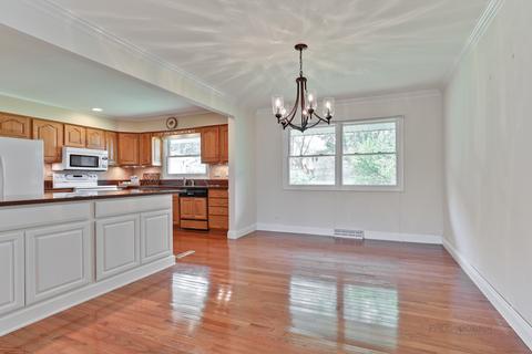 3790 Winston Dr, Hoffman Estates, IL 60192 photo 5