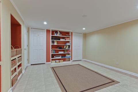 3790 Winston Dr, Hoffman Estates, IL 60192 photo 19