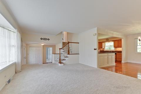3790 Winston Dr, Hoffman Estates, IL 60192 photo 4