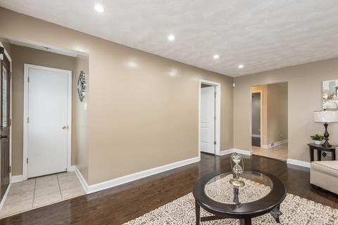 142 E 124th St, Chicago, IL 60628 photo 9