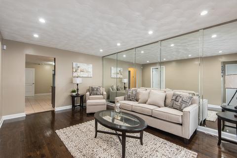 142 E 124th St, Chicago, IL 60628 photo 8