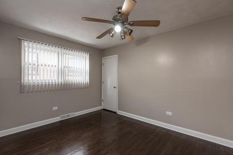 142 E 124th St, Chicago, IL 60628 photo 12