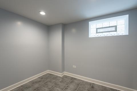142 E 124th St, Chicago, IL 60628 photo 21