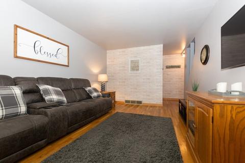 6014 S Normandy Ave, Chicago, IL 60638 photo 4