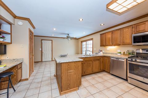 3281 Mini Dr, Wadsworth, IL 60083 photo 9