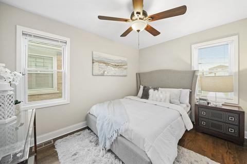 560 E 105th Pl, Chicago, IL 60628 photo 10