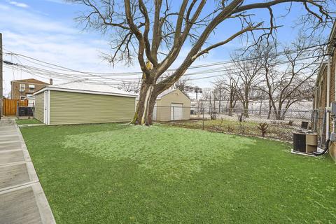 560 E 105th Pl, Chicago, IL 60628 photo 18