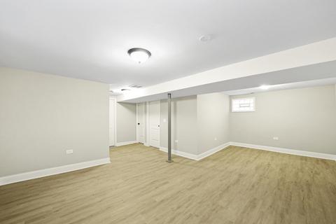 560 E 105th Pl, Chicago, IL 60628 photo 15