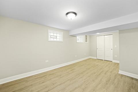 560 E 105th Pl, Chicago, IL 60628 photo 16