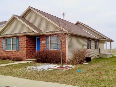 1530 Belclare Rd, Normal, IL 61761 photo 2