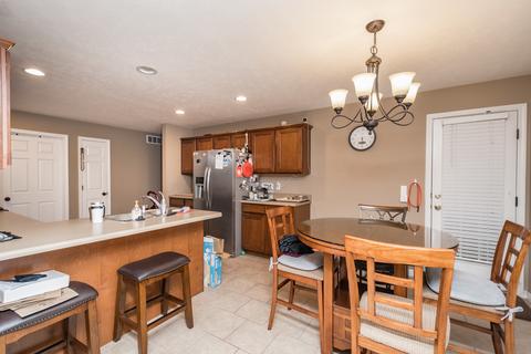 1530 Belclare Rd, Normal, IL 61761 photo 7