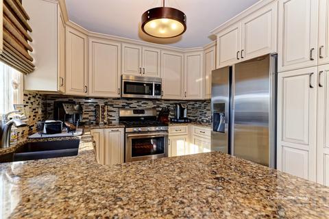 419 Harvard Ct, Bartlett, IL 60103 photo 6