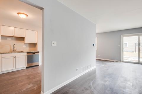713 Lakeside Circle Dr, Wheeling, IL 60090 photo 5