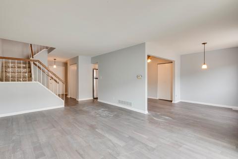 713 Lakeside Circle Dr, Wheeling, IL 60090 photo 8