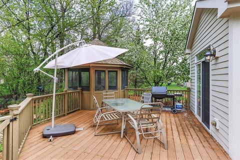 398 Fairway Dr, Bartlett, IL 60103 photo 28