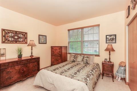 398 Fairway Dr, Bartlett, IL 60103 photo 22